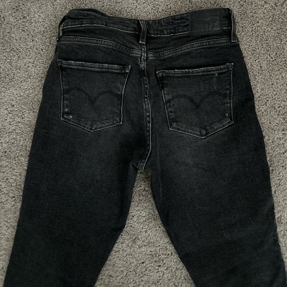 721 Levi’s High Rise Skinny - Picture 4 of 5